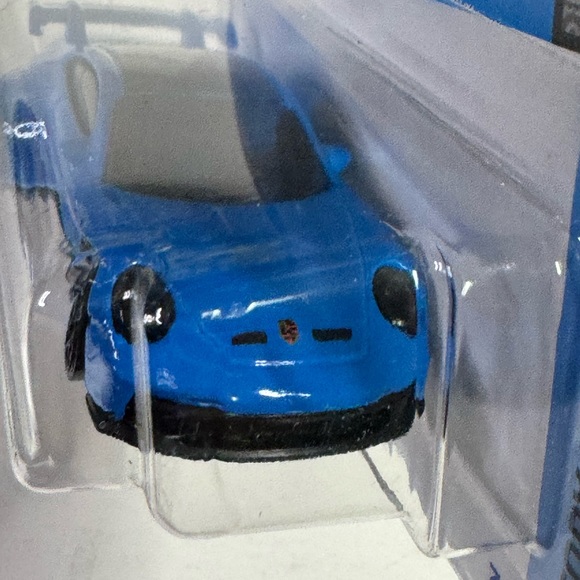 Hot Wheels NEW for 2022 PORSCHE 911 GT3 FACTORY FRESH 10/10 - Picture 5 of 8